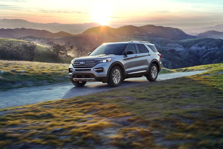 2022 Ford Explorer Platinum Hybrid Exterior