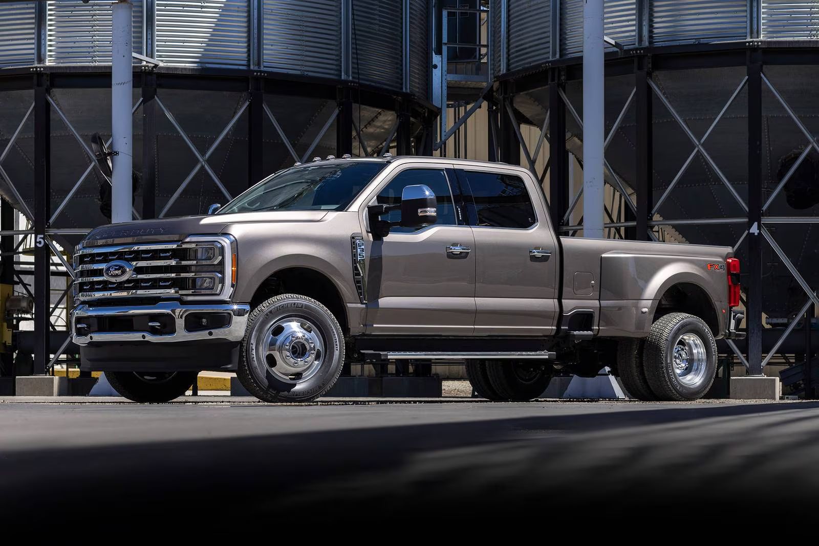 2027 Ford Super Duty Towing & Cargo Capacity